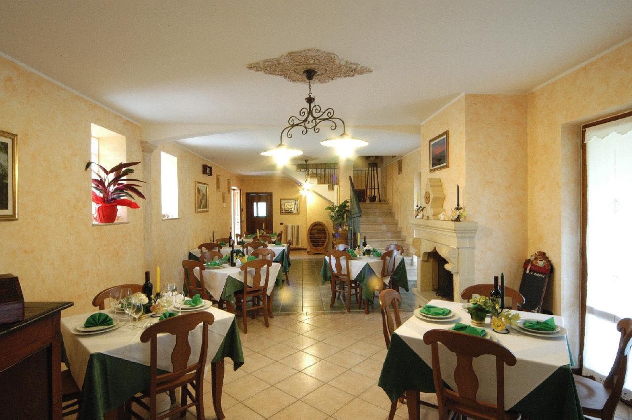 Agriturismo Il Crinale Castorano  Luaran gambar